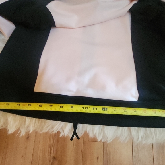 Neiman Marcus Exclusive Black and Pink Jacket - Picture 11 of 13